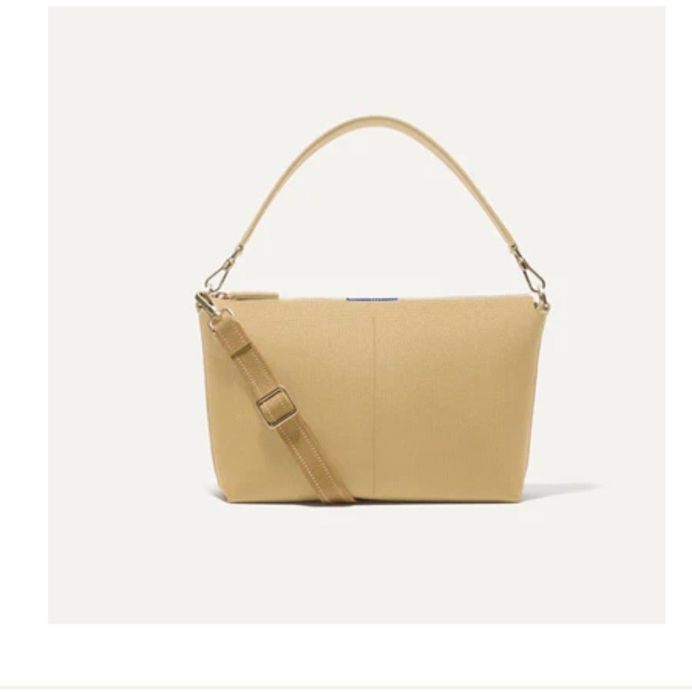 ROTHY'S "Daily Crossbody" handbag in Golden Wheat.